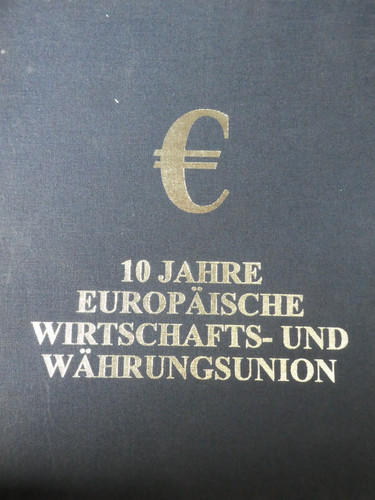 Euro coins 2009 - x,